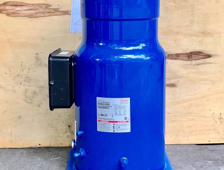 Chuyên phân phối – bán lock máy làm lạnh nước Chiller tại khu công nghiệp TPHCM